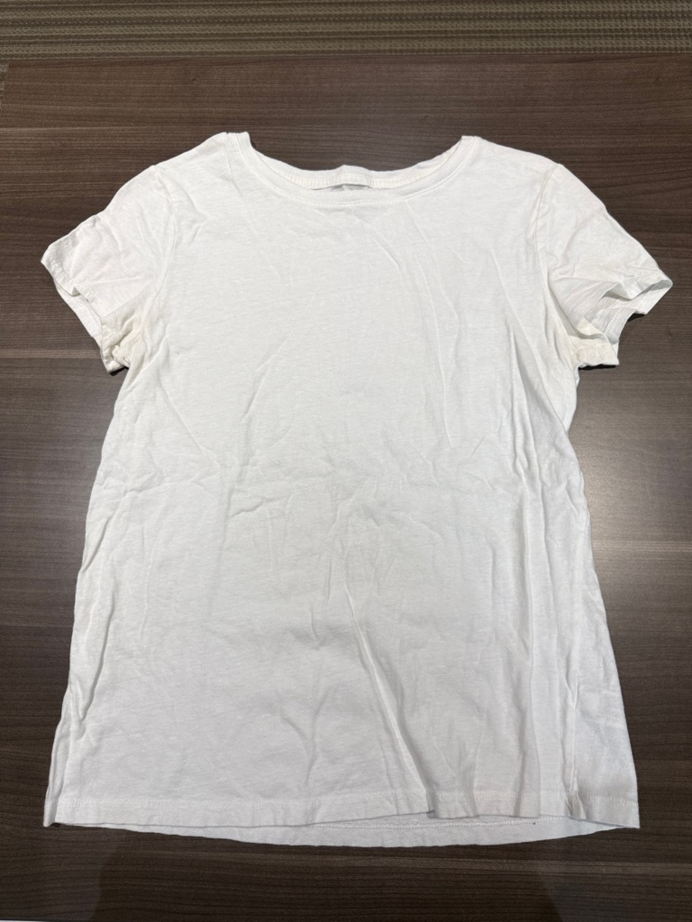 Universal Thread White Short Sleeve Crewneck Tee